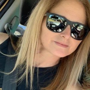 Meet your Posher, Lucivane